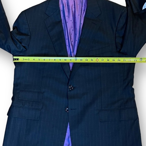 Edward Baumann Clothiers Men’s Charcoal Pinstripe Blazer - Approximate Size 46” - Picture 6 of 12